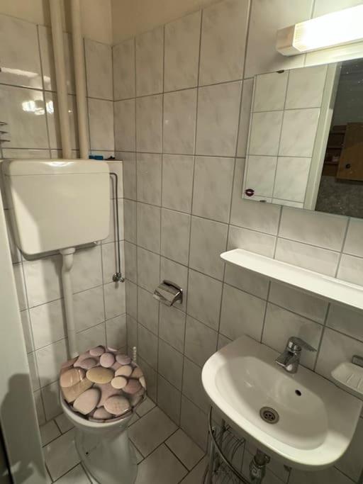 Cozy Apartment In กราซ ภายนอก รูปภาพ